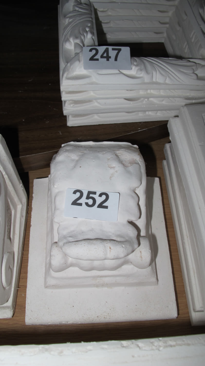 Lot 252: Decorative plaster moulding