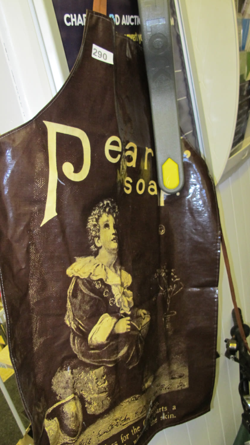 Lot 290: Pears soap apron