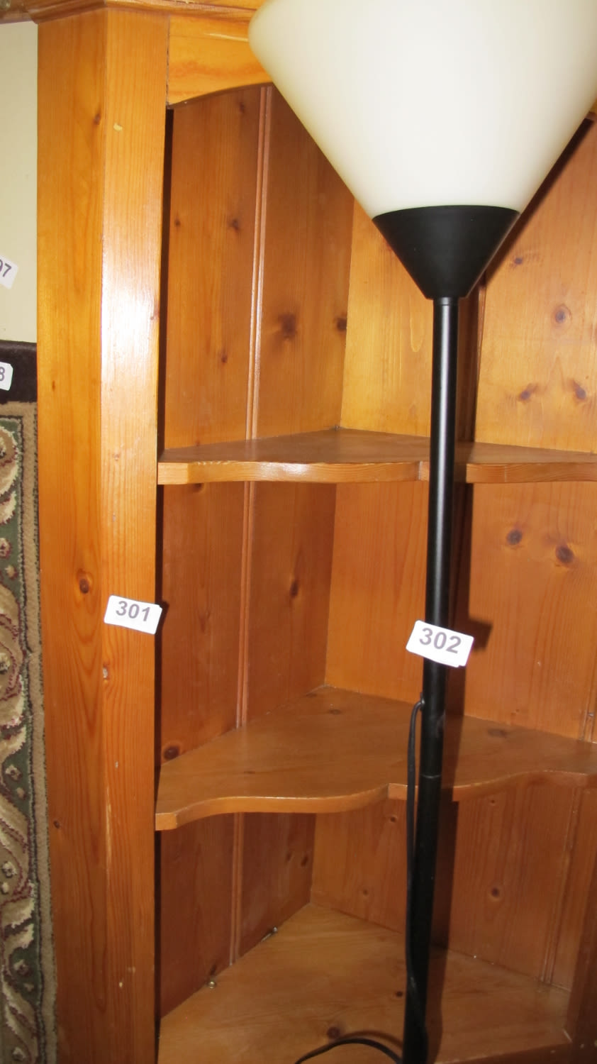 Lot 301: Pine corner shelf unit