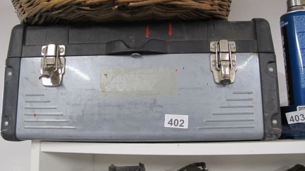 Lot 402: Toolbox