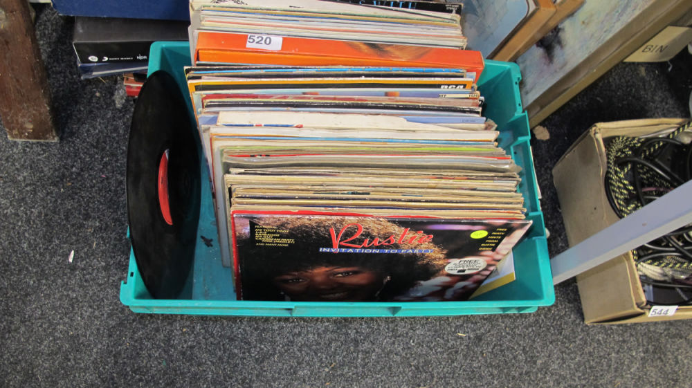 Lot 520: A tub of good vinyl LP's