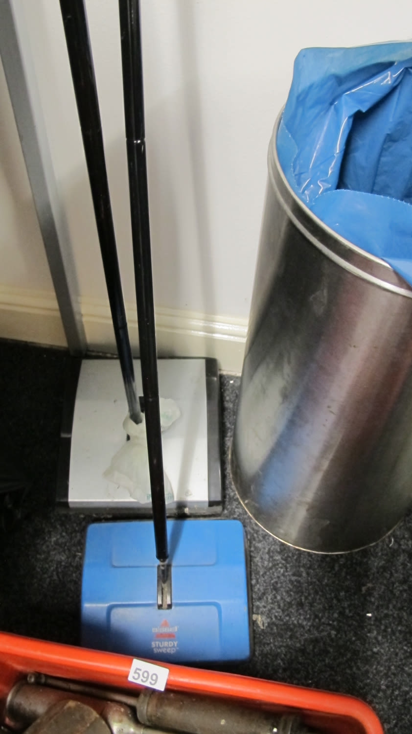 Lot 596: floor sweeper