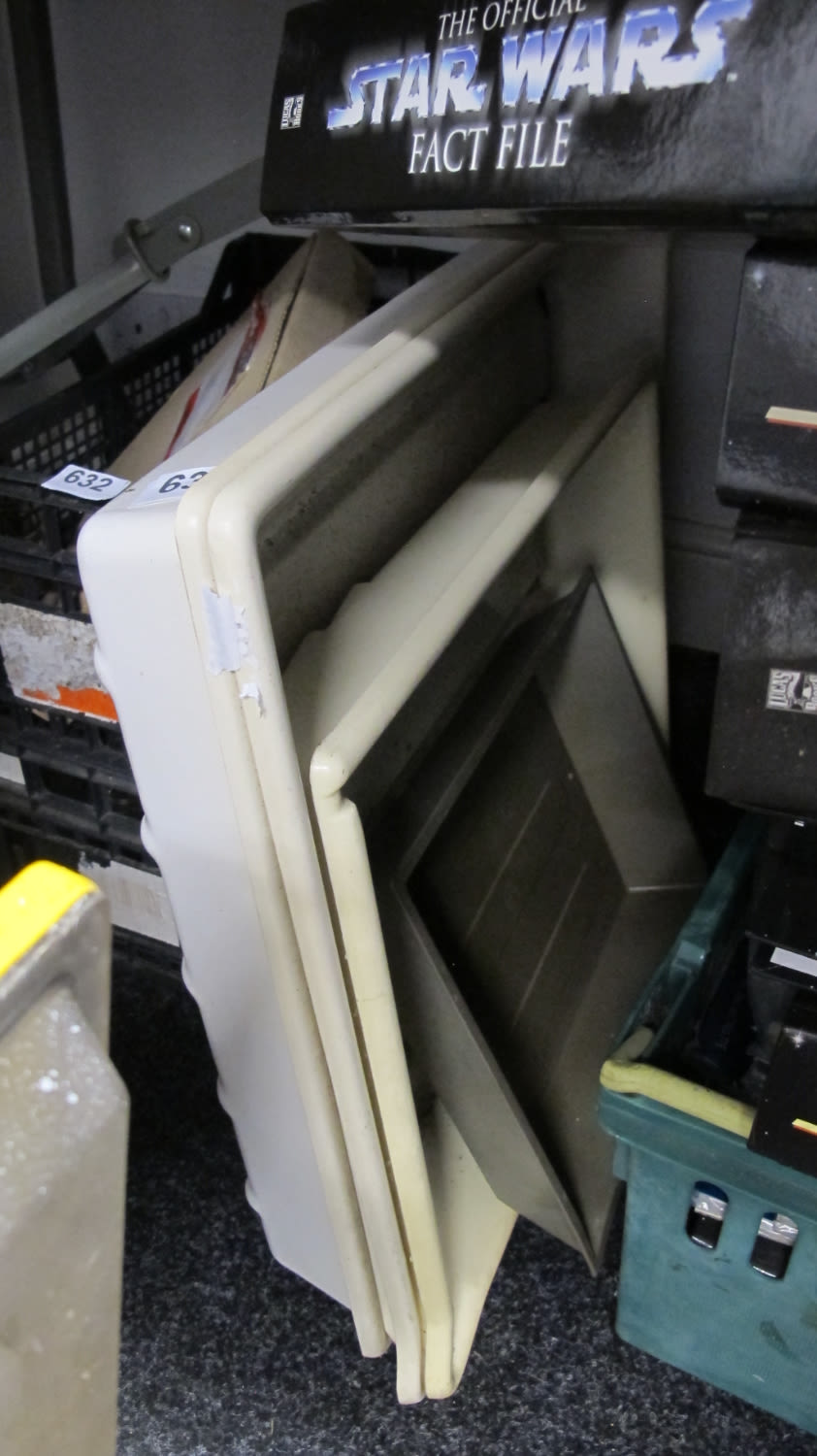 Lot 633: qty of printing trays