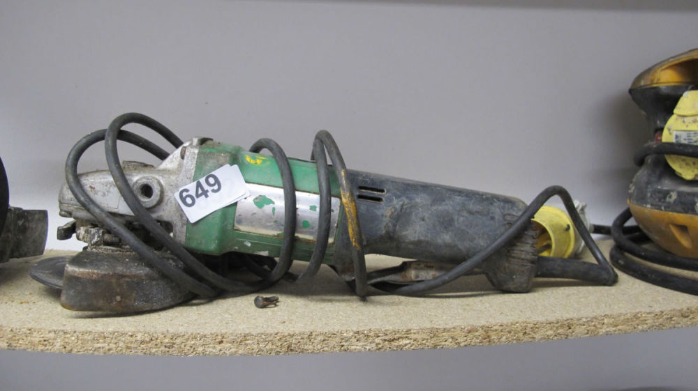 Lot 649: power saw