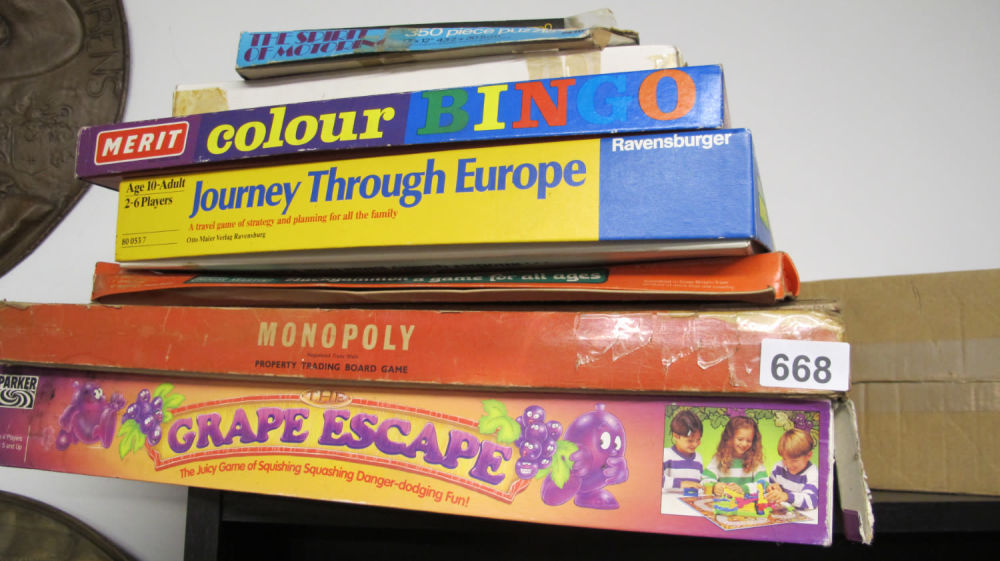 Lot 668: qty of games