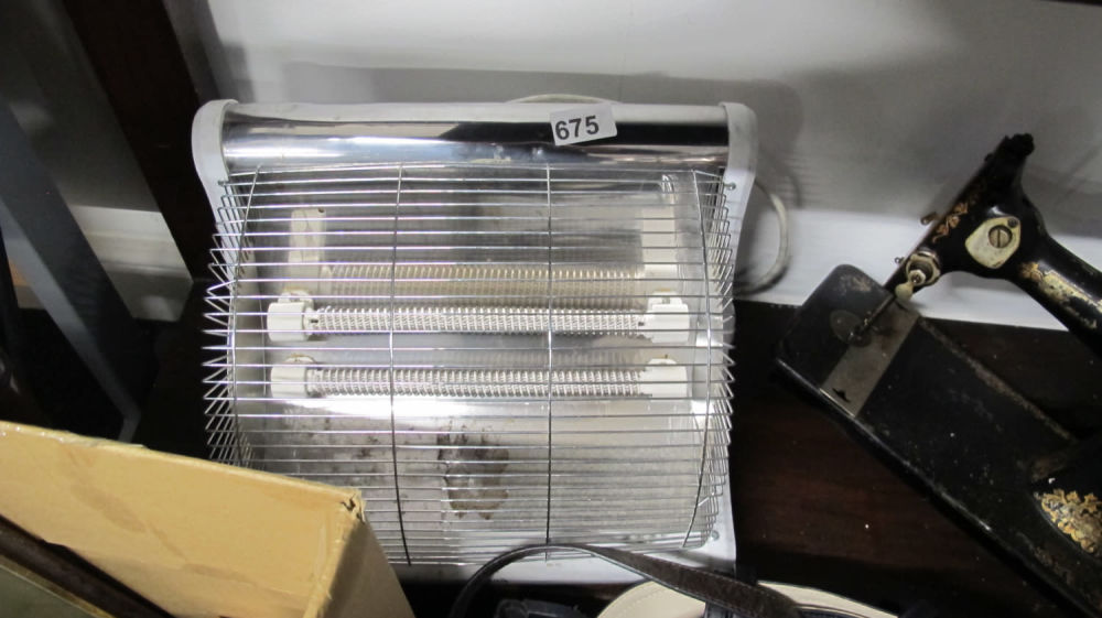 Lot 675: heater