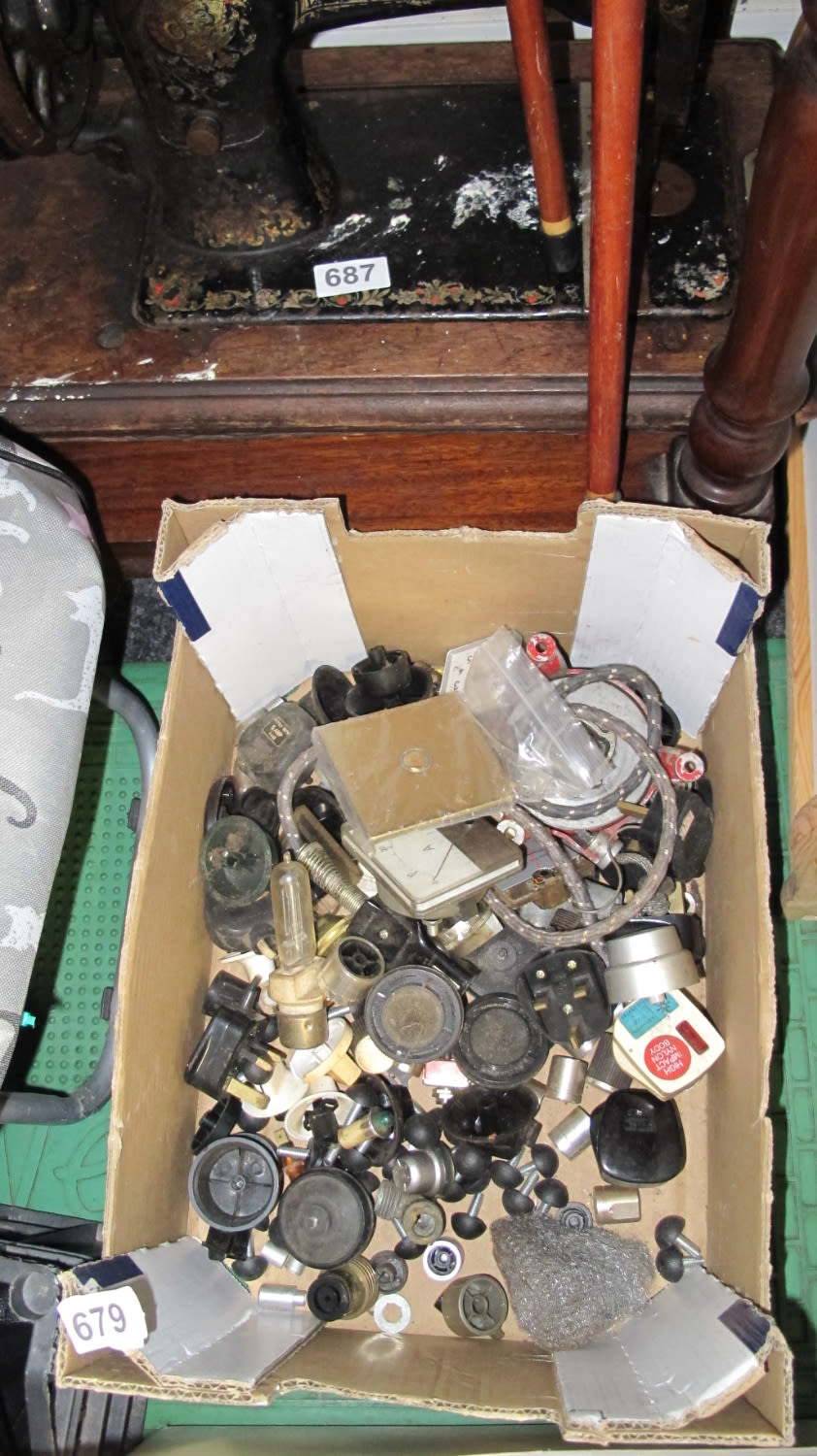 Lot 679: box of misc electrical