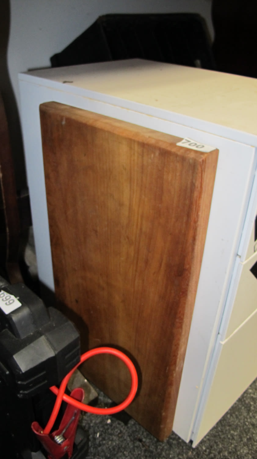 Lot 700: Wooden chopping board
