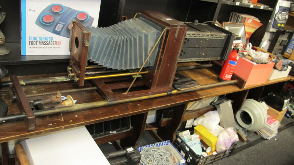 Lot 713: Large format bellows photographic enlarger