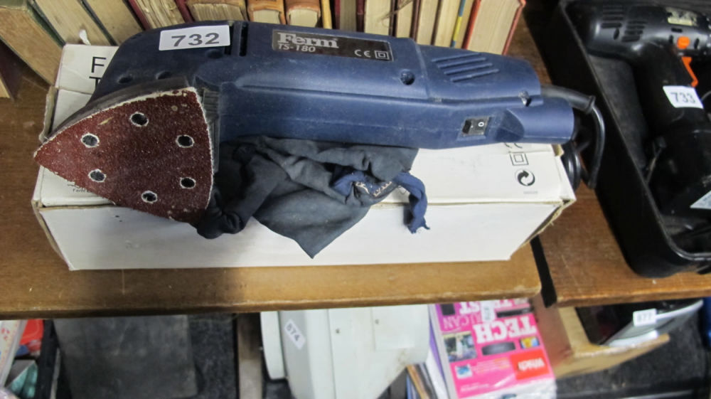 Lot 732: Detail sander