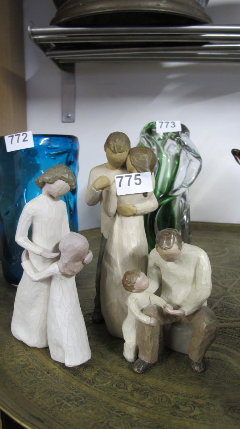 Lot 775: 3 Willow Tree figurines
