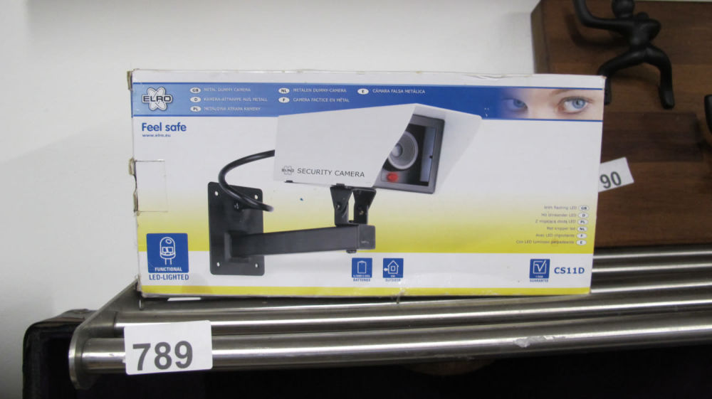 Lot 789: Dummy cctv camera