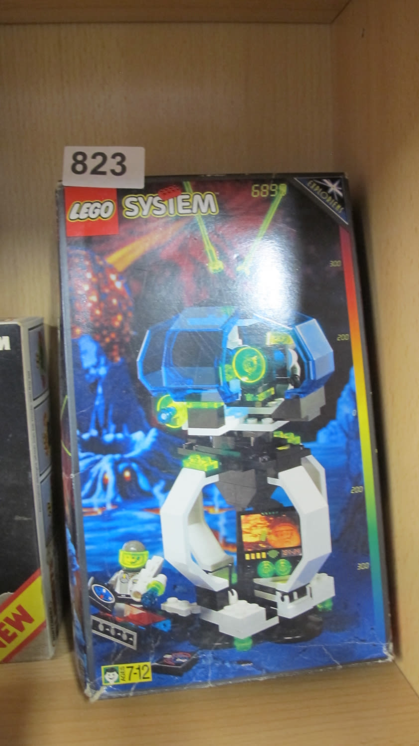 Lot 823: Lego System