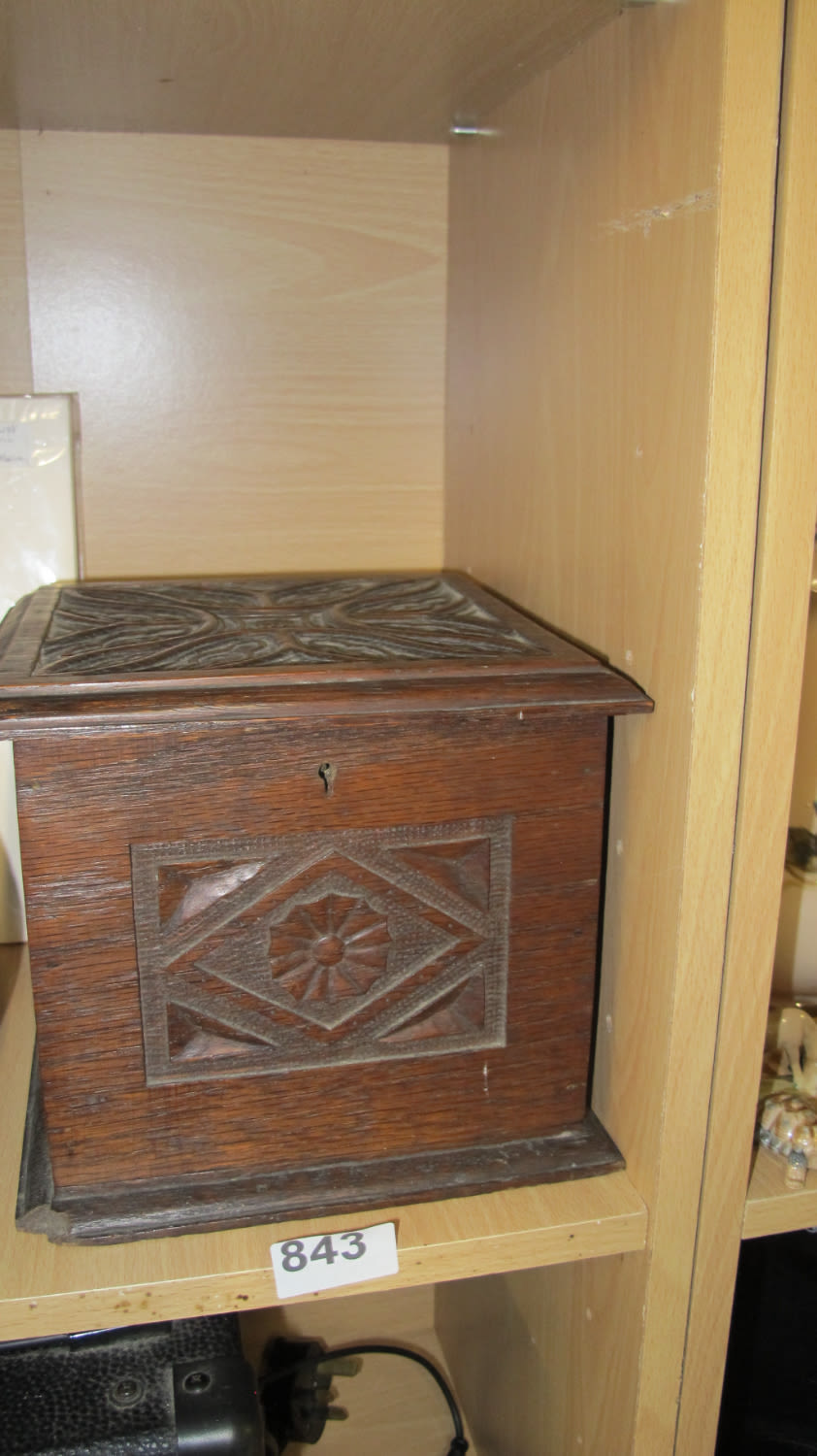 Lot 843: Carved wooden box