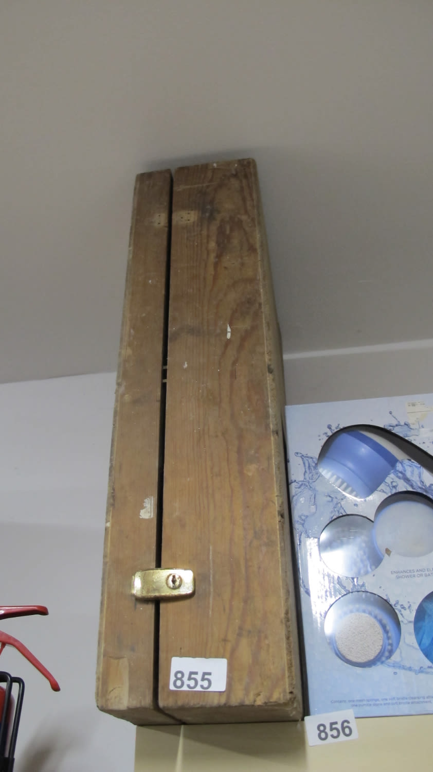 Lot 855: A wooden case