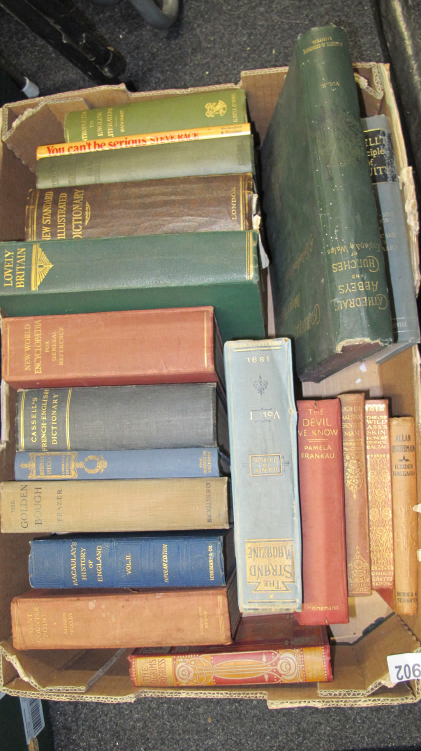 Lot 902: A box of vintage books Collected from chess...
