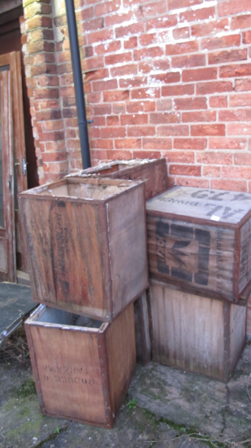Lot 964: Tea crates