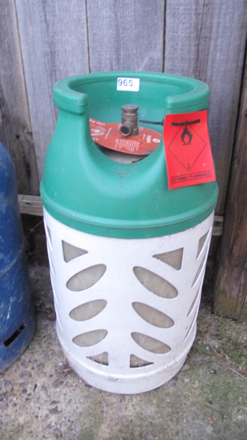 Lot 965: Gas bottle