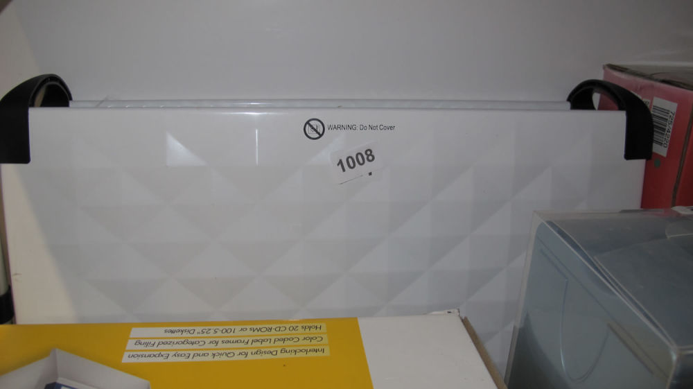 Lot 1008: Electric convector heater