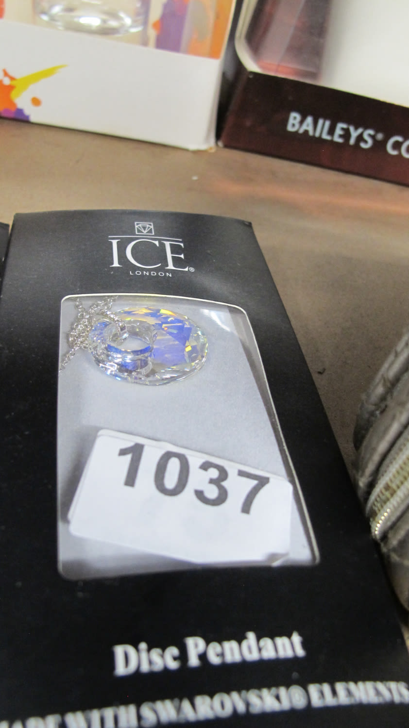 Lot 1037: Ice London Swarovski pendant