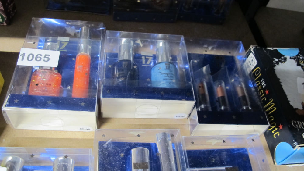 Lot 1065: makeup and nail varnish gift sets