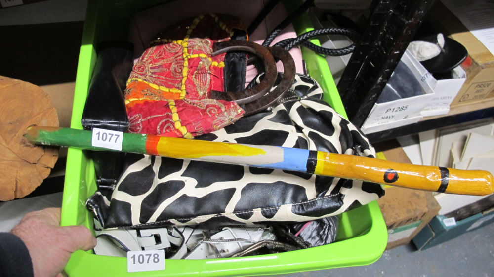 Lot 1078: a tub of handbags