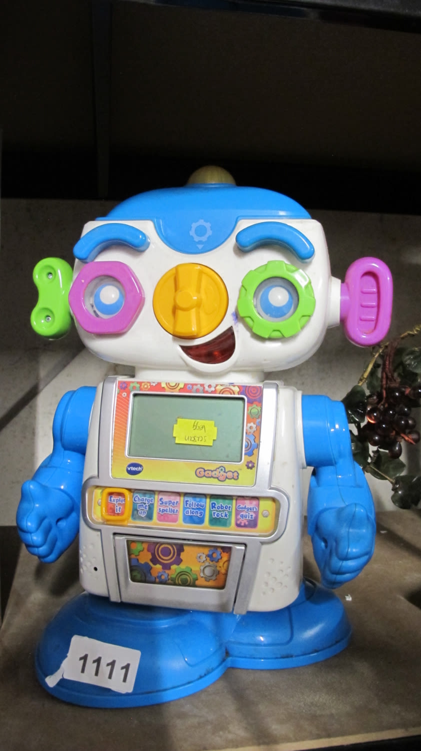 Lot 1111: Childs electronic game