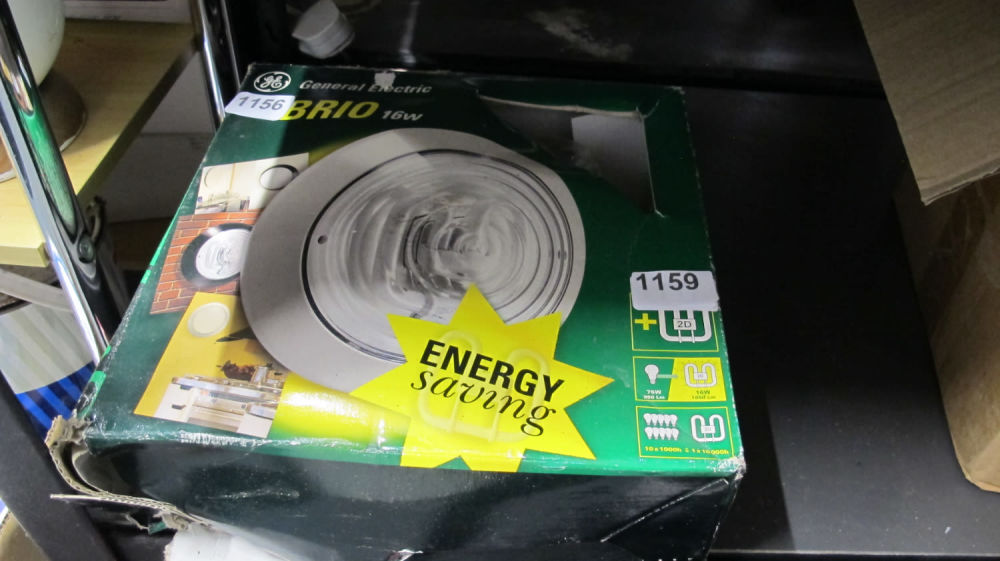Lot 1159: Energy saving light