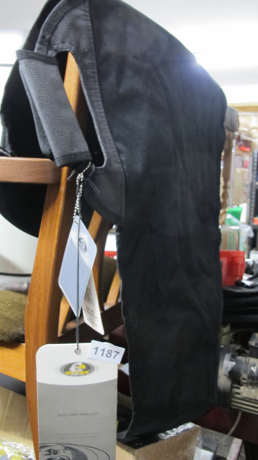 Lot 1187: new ritter guitar case
