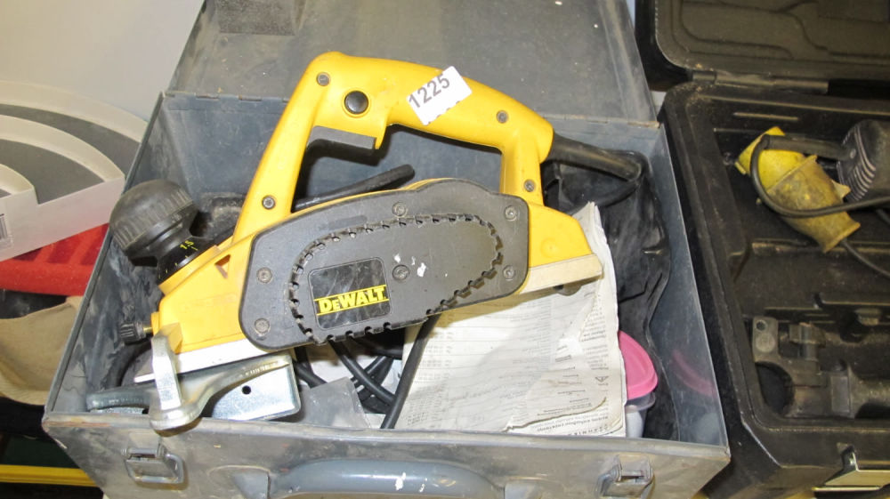Lot 1225: *