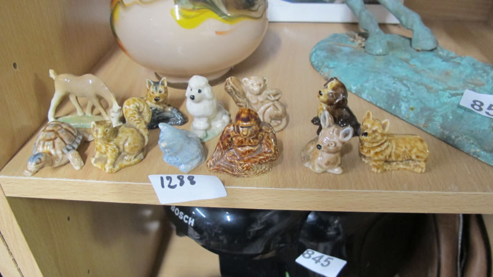 Lot 1288: Wade whimsies