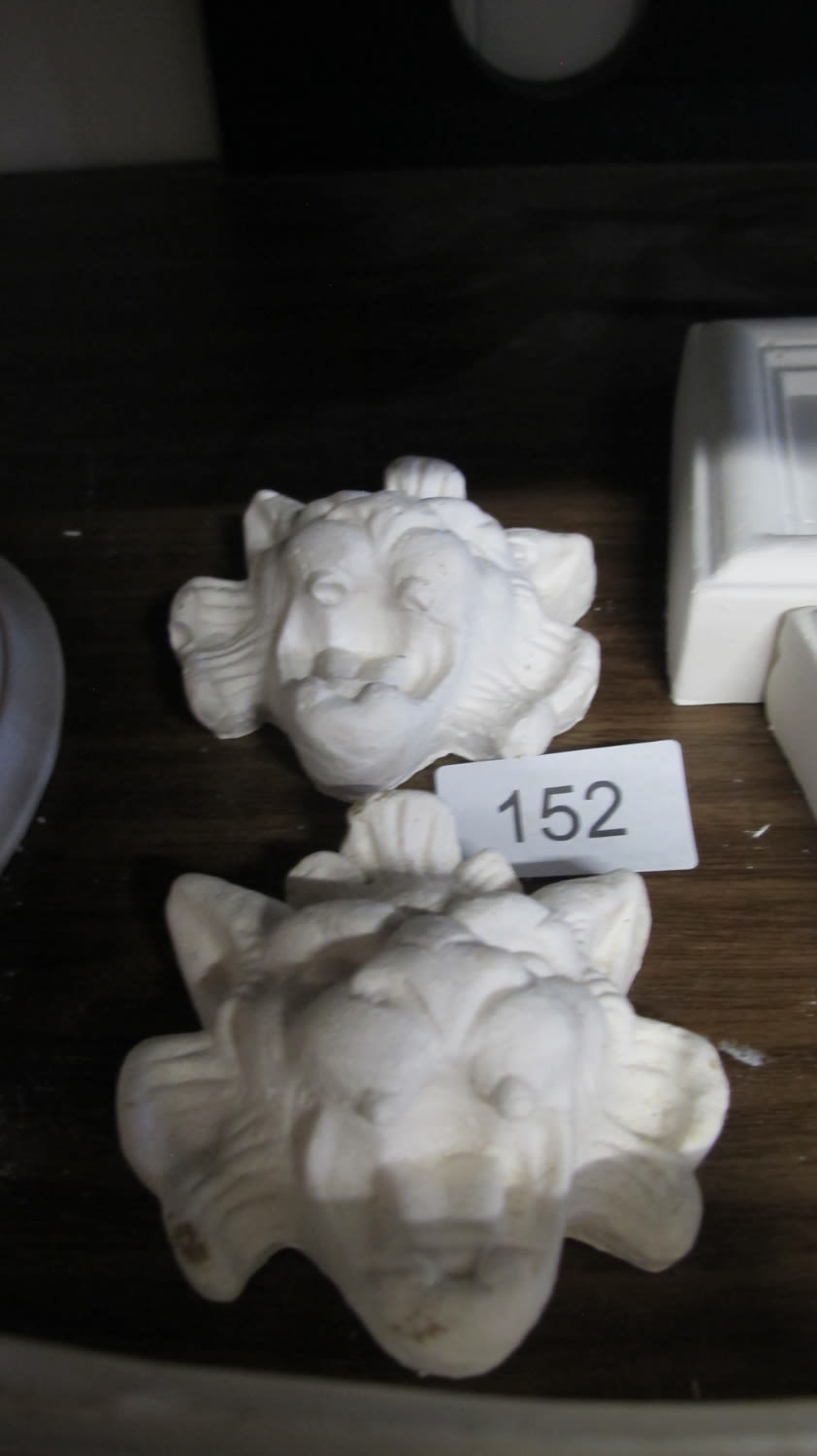 Lot 152: Decorative plaster mouldings