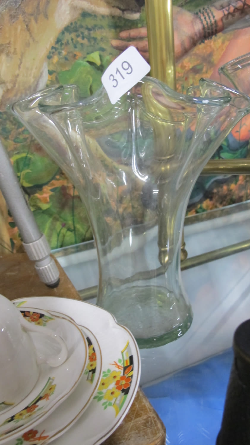 Lot 319: Glass ruffle vase