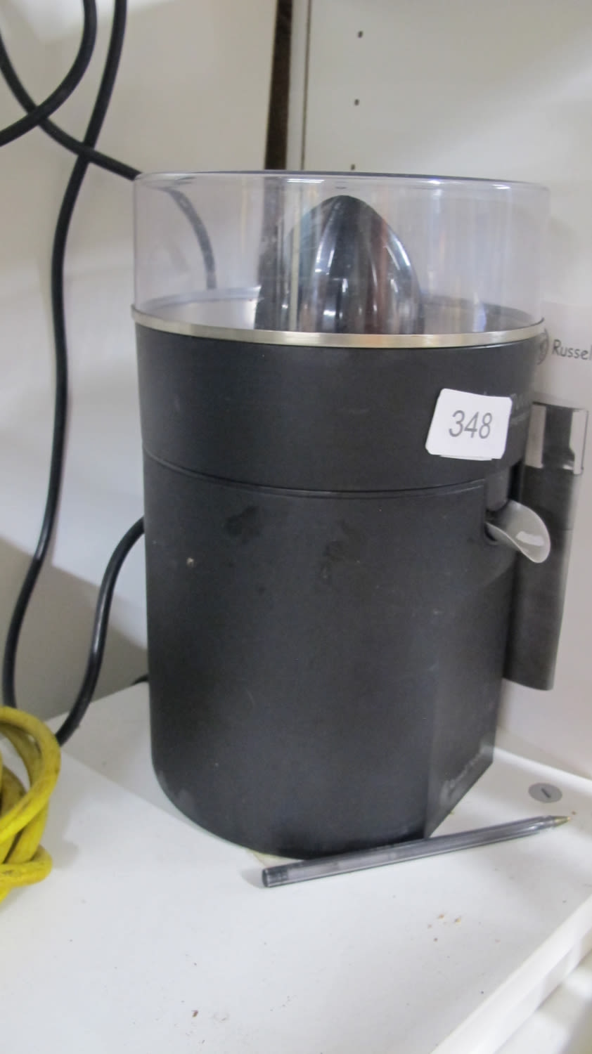 Lot 348: Electric juicer