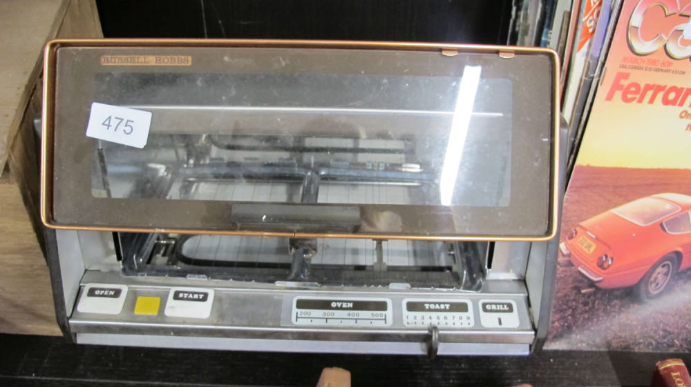 Lot 475: Russell Hobbs toaster oven