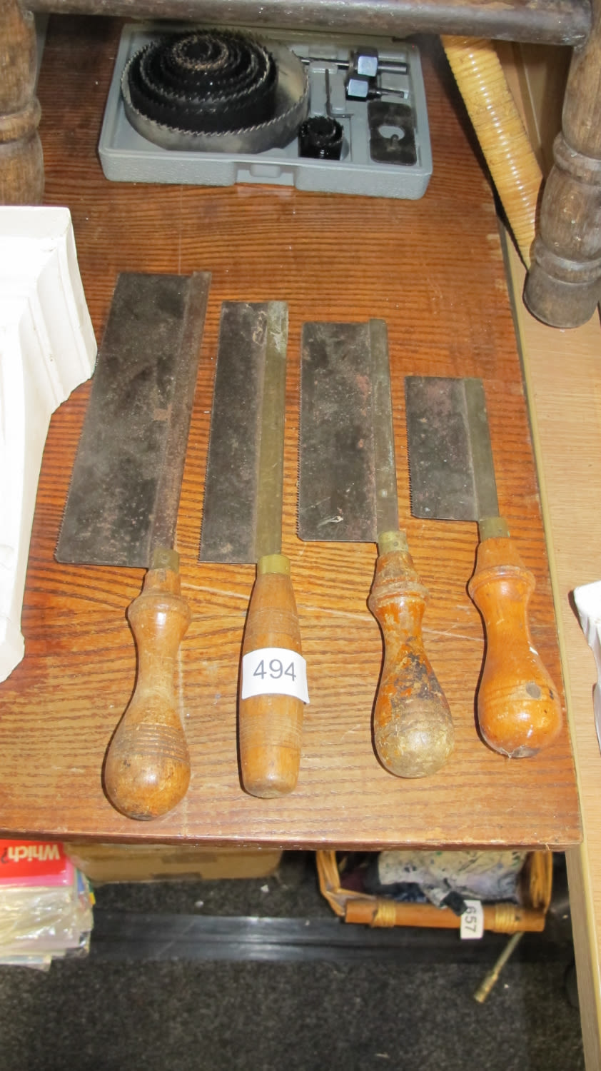 Lot 494: Carpenters detail hand saws