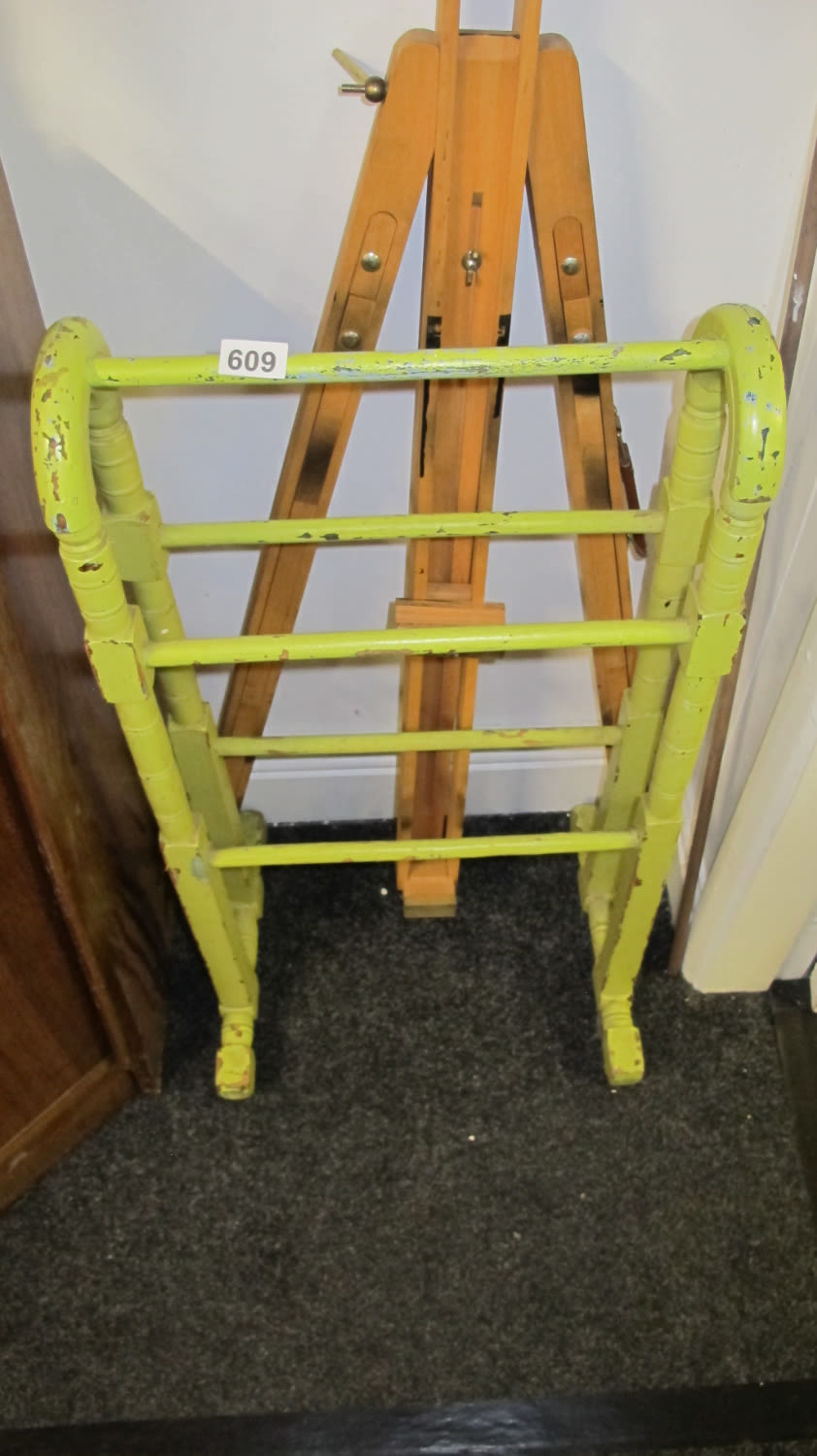 Lot 609: Antique towel rail