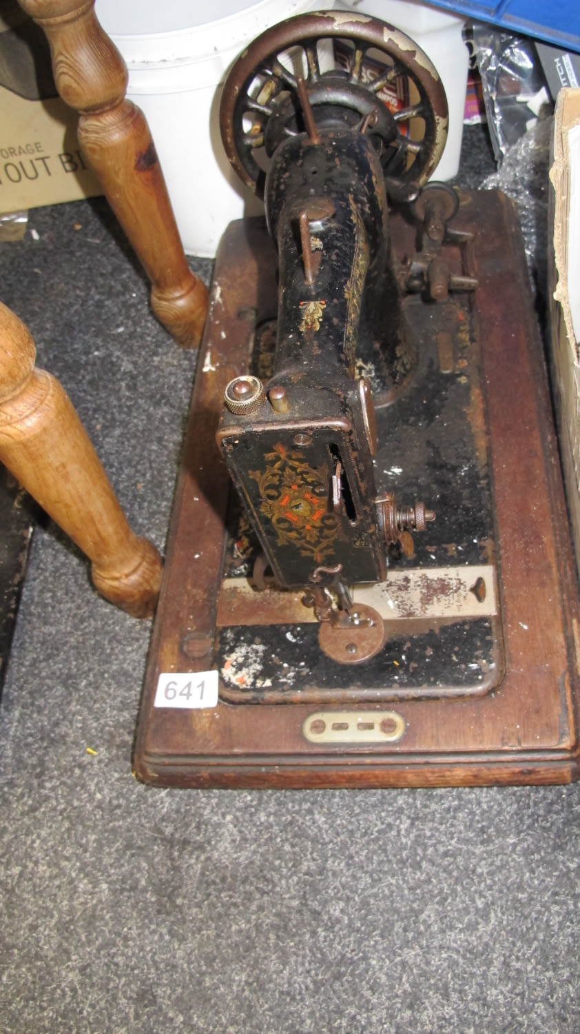 Lot 641: Vintage sewing machine