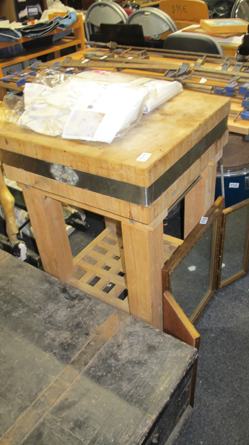 Lot 717: Butchers block