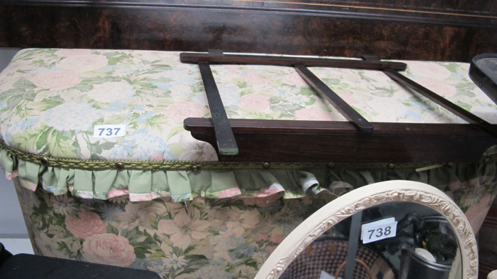 Lot 737: Upholstered ottoman