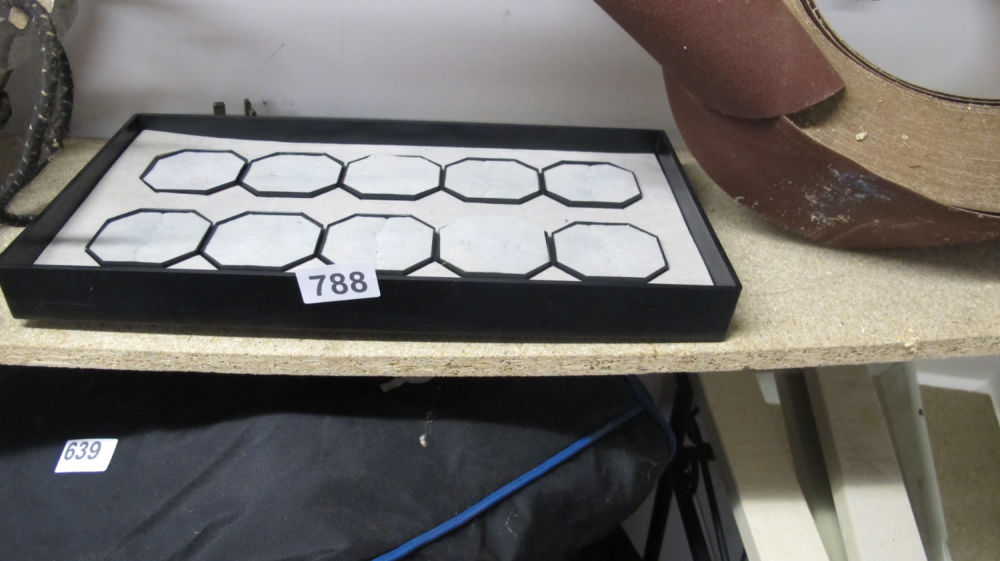 Lot 788: jewelry display 