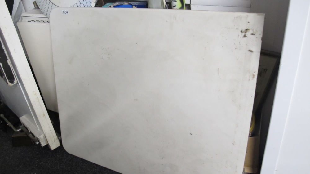 Lot 804: large piece of marble worktop