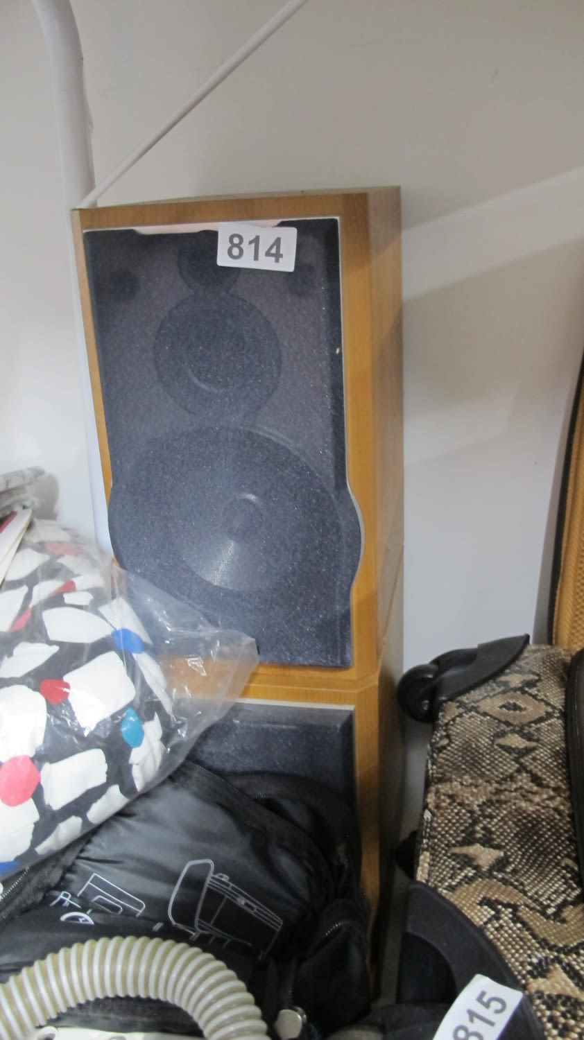 Lot 814: Loudspeakers