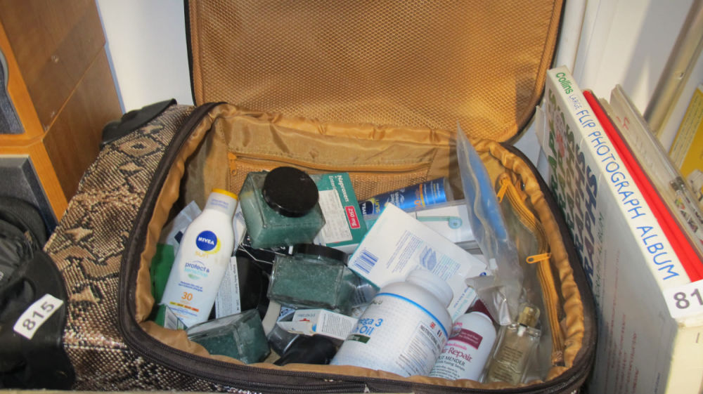 Lot 815: Case of misc. bathroom