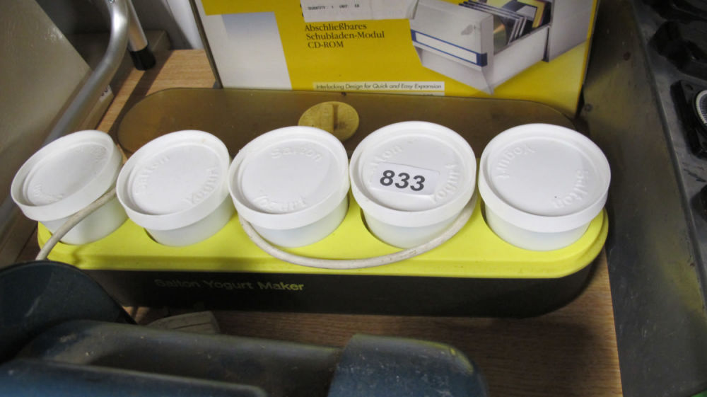 Lot 833: Yogurt maker