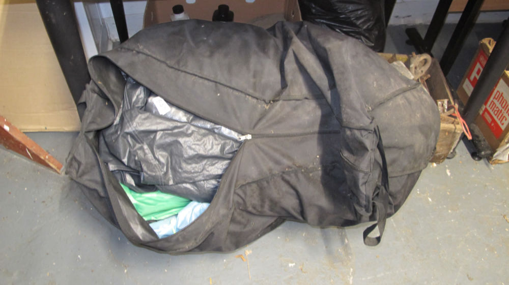 Lot 841: A tent