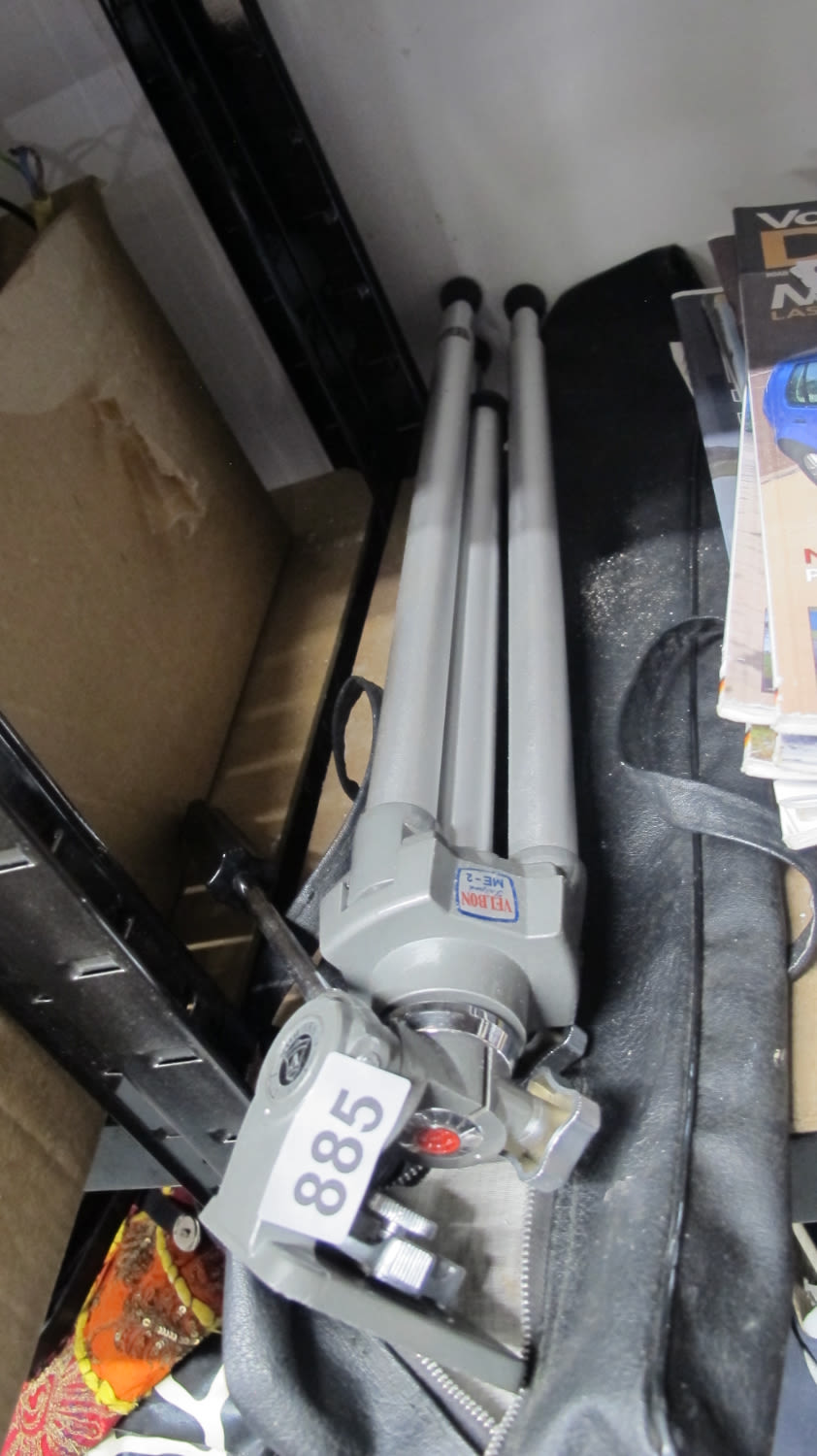 Lot 885: Camera tripod