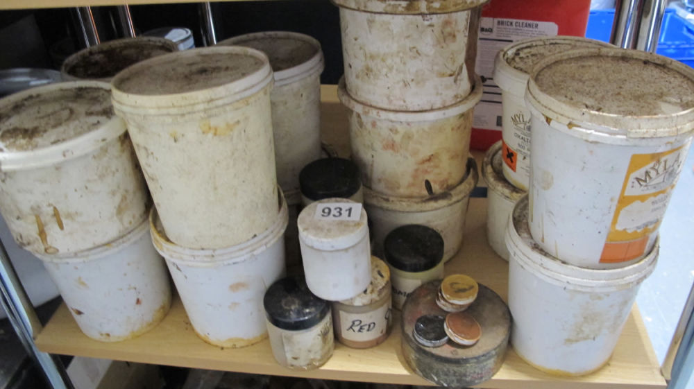 Lot 931: carpenters staining mixtures