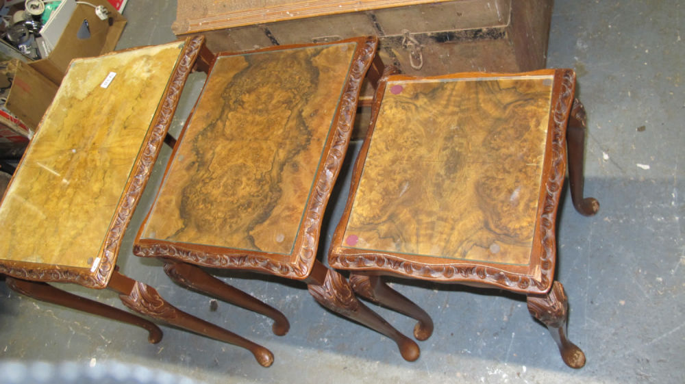 Lot 938: Nest of tables