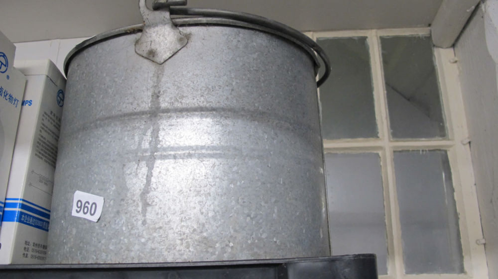 Lot 960: Galvanised pail